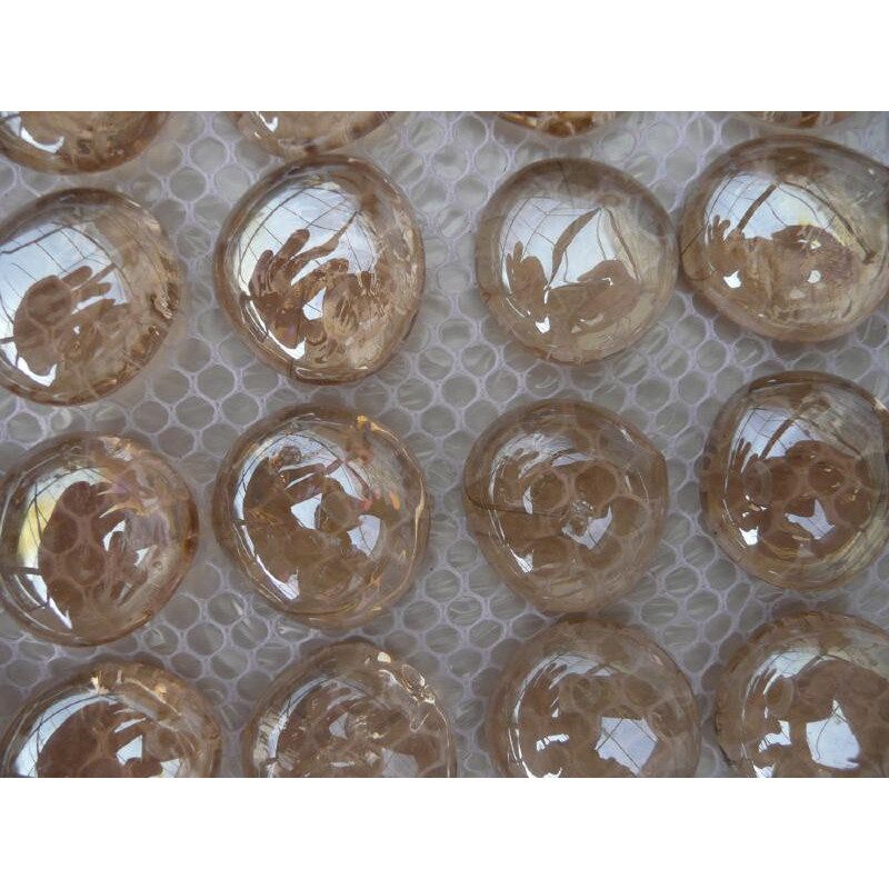 Rose bille de verre plate rose translucide galet de 30 mm par 200 grammes