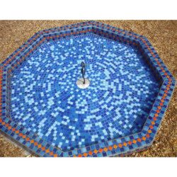 Dessous de pot abreuvoir fontaine pour oiseau modèle en mosaïque